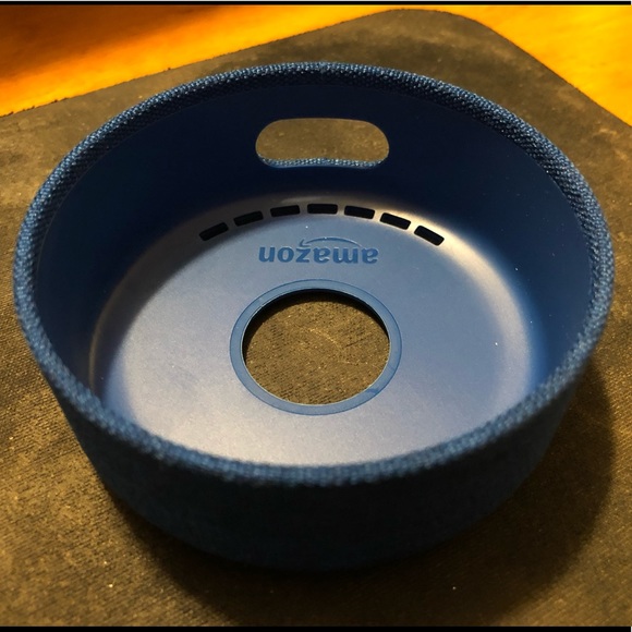 Amazon Alexa Dot 2nd Generation Case - Picture 1 of 4